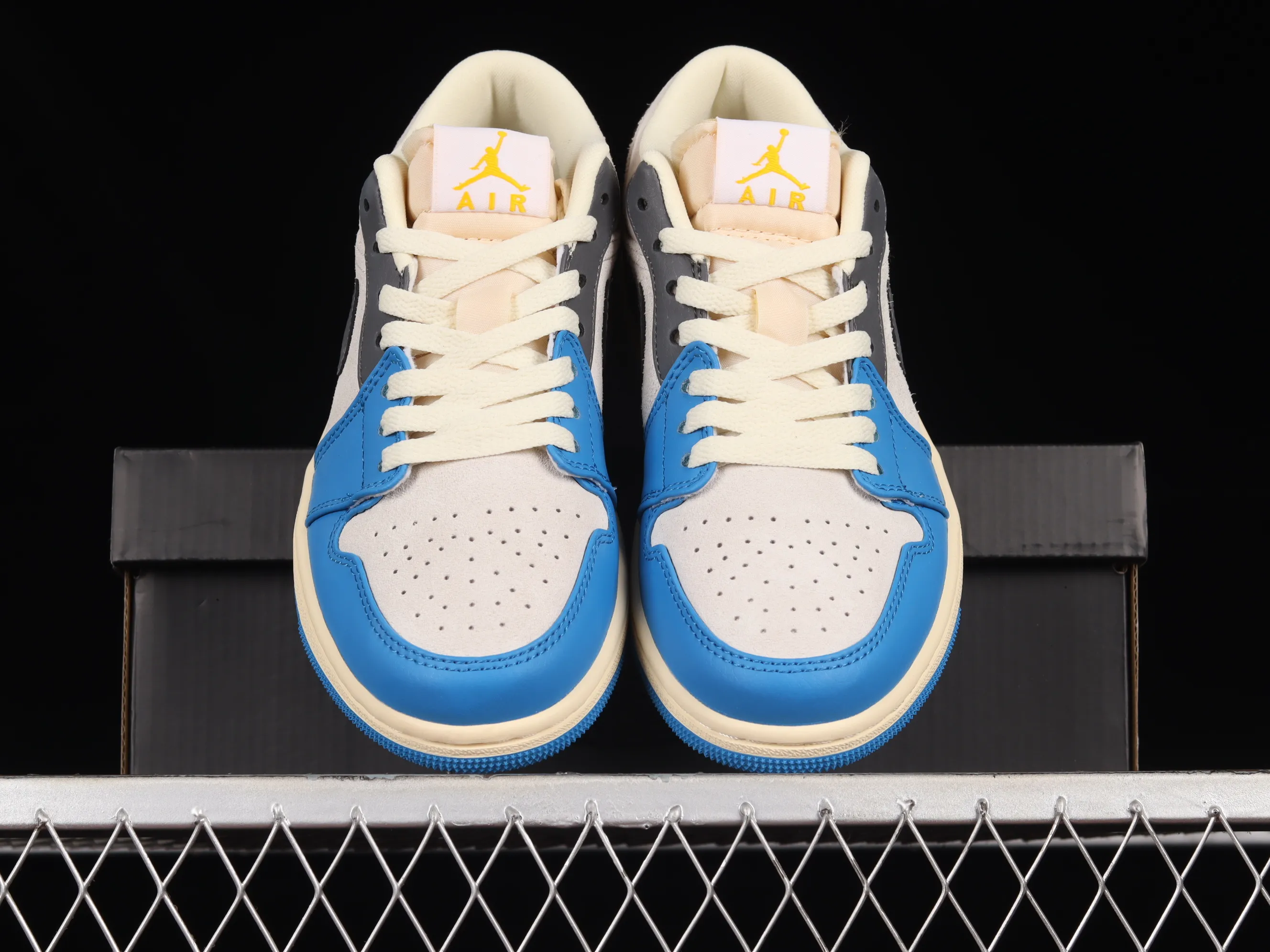All categories Air Jordan Jordan series basketball shoes Air Jordan 1 Low Z version Air Jordan 1 Low "UNC Grey" AJ1 Joe 1 cement North Carolina blue low-top basketball shoes DZ5376-469